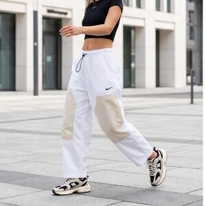 Nike XL Womens Sportswear Essential High Rise White Tan Track Pants